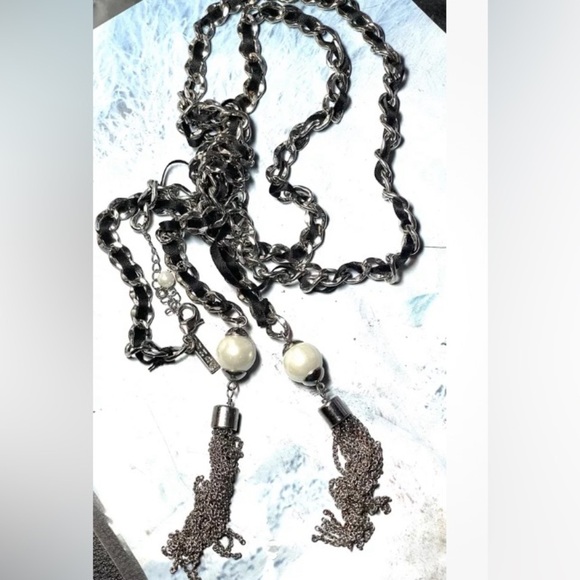 WHITE HOUSE BLACK MARKET Chain Ribbon Tassle Necklace | EUC | MSRP $149 - Picture 2 of 9
